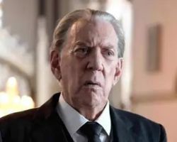 WHAT IS THE ZODIAC SIGN OF DONALD SUTHERLAND?
